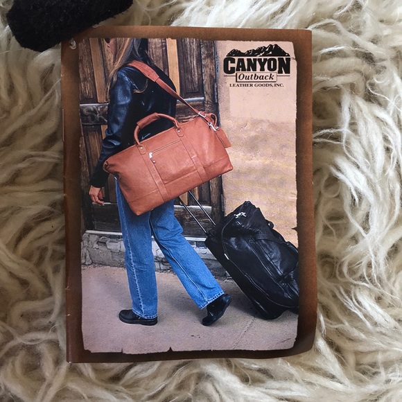 Canyon Outback Brown Leather Crossbody Purse - Like New - Picture 6 of 8